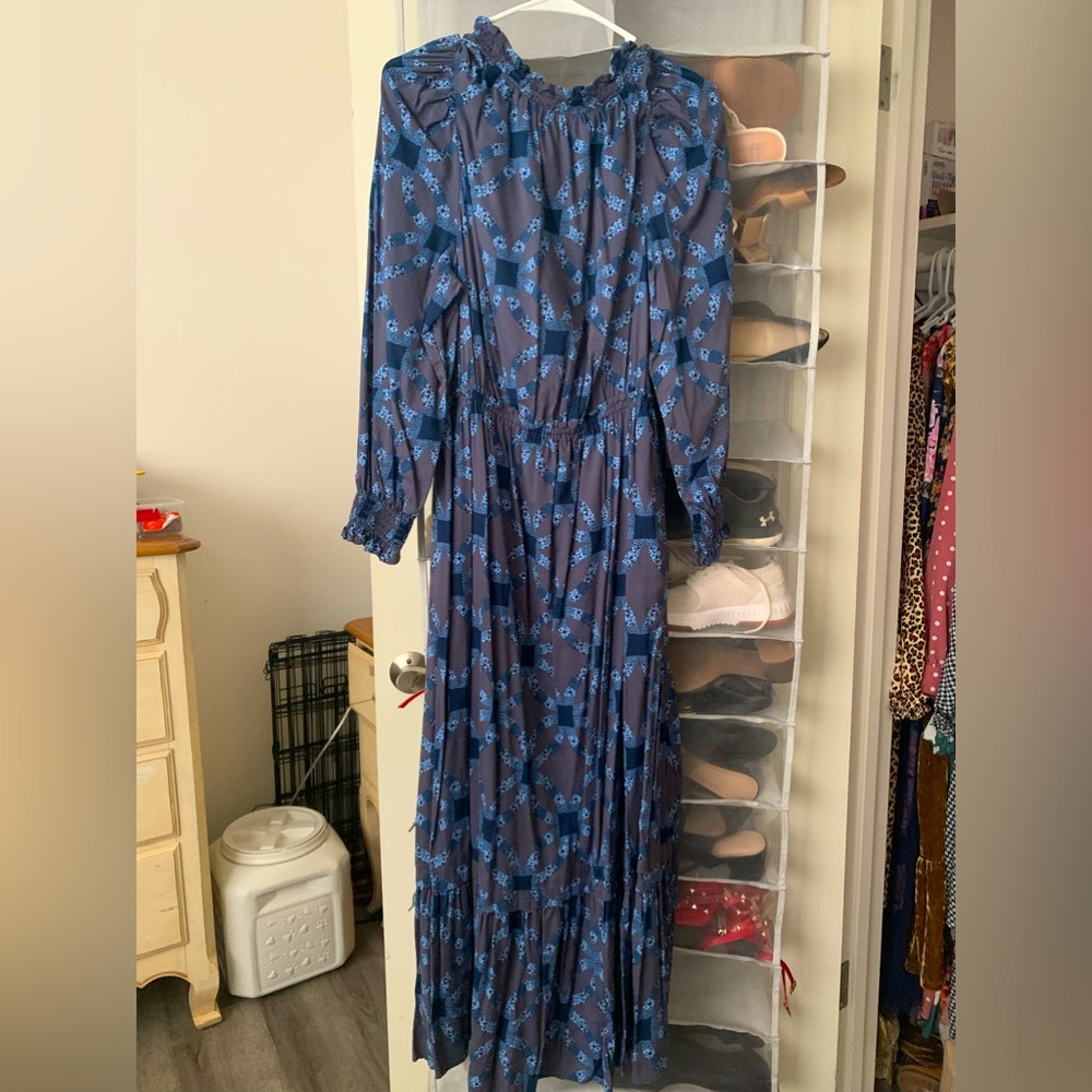 Caution to the wind nice blue dress size large